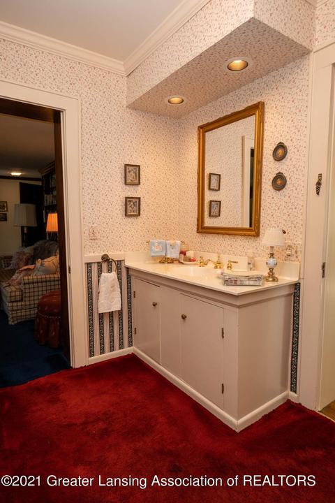 725 E Ash St, Mason, MI 48854 photo 22