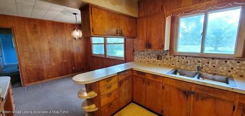 3357 Harper Rd, Mason, MI 48854 photo 12