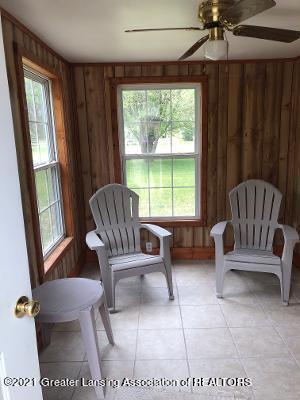 697 Roberts Dr, Harrison, MI 48625 photo 3
