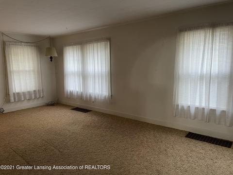 3121 Tecumseh Ave, Lansing, MI 48906 photo 9
