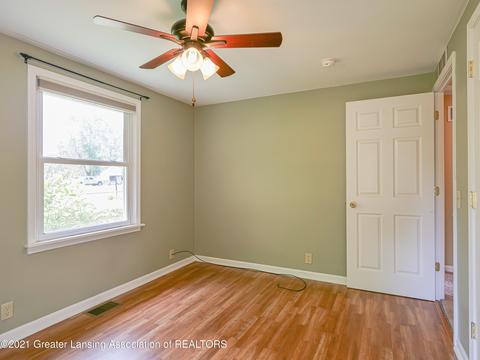2816 Risley Dr, Lansing, MI 48917 photo 14