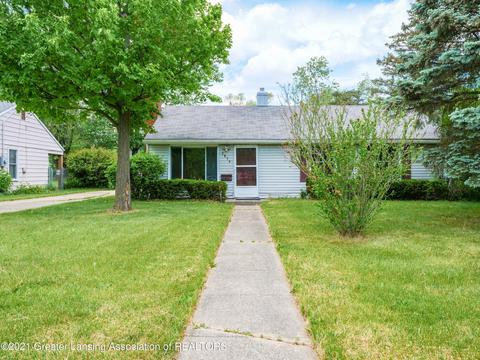 2816 Risley Dr, Lansing, MI 48917 photo 1