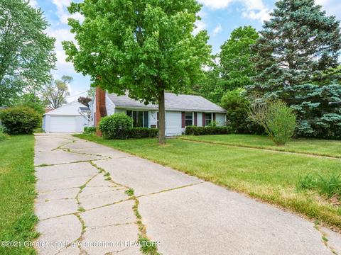 2816 Risley Dr, Lansing, MI 48917 photo 20
