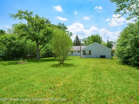 2816 Risley Dr, Lansing, MI 48917 photo 25