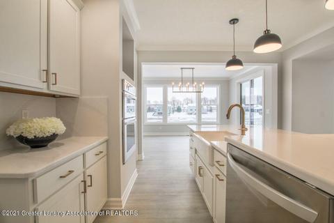 4185 Stillbrook Ln, Dewitt, MI 48820 photo 14