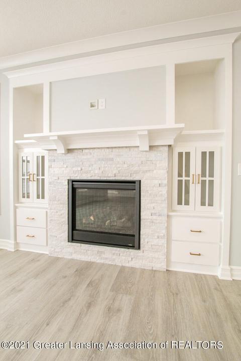 4185 Stillbrook Ln, Dewitt, MI 48820 photo 7