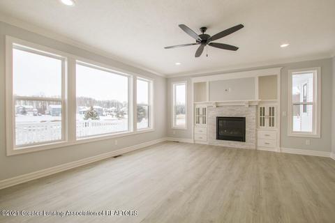 4185 Stillbrook Ln, Dewitt, MI 48820 photo 6