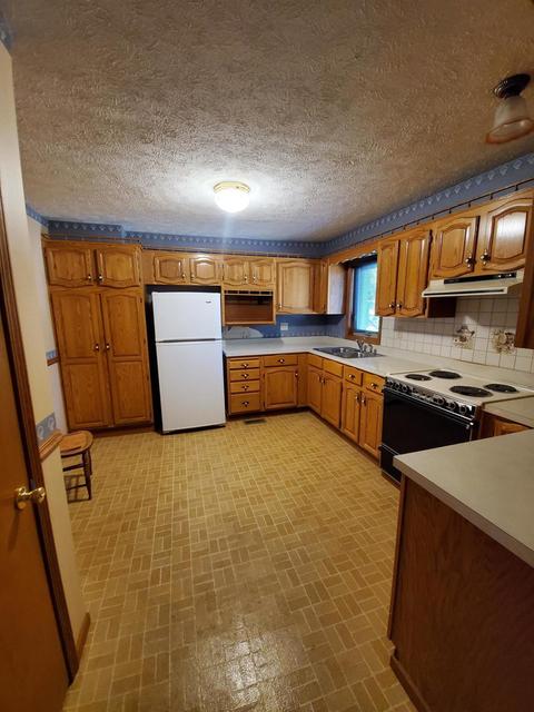 124 W Cook St, Maple Rapids, MI 48853 photo 12