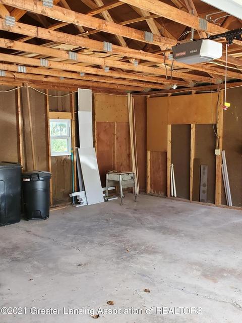 124 W Cook St, Maple Rapids, MI 48853 photo 8