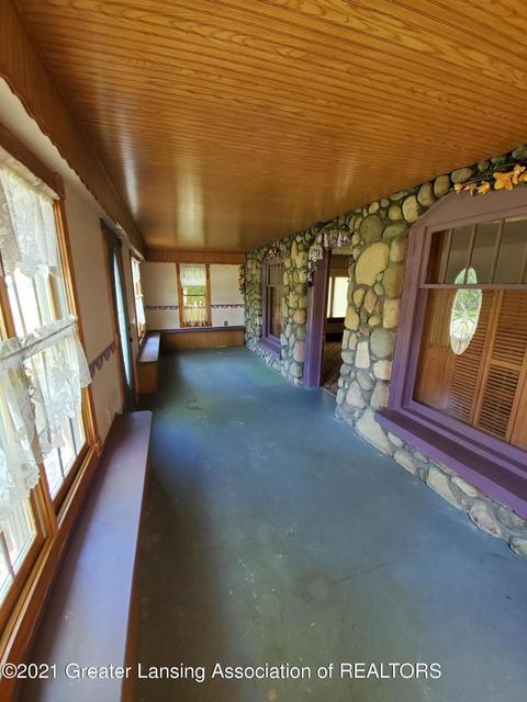 124 W Cook St, Maple Rapids, MI 48853 photo 18