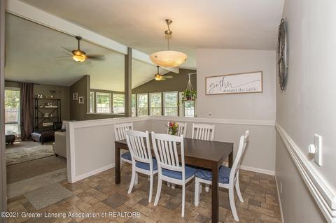 1035 Woodside Dr, Haslett, MI 48840 photo 27