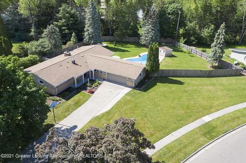 1035 Woodside Dr, Haslett, MI 48840 photo 46