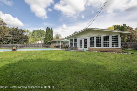 1035 Woodside Dr, Haslett, MI 48840 photo 30