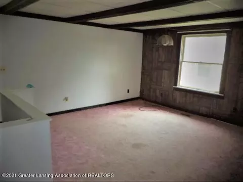 701 E Higham St, Saint Johns, MI 48879 photo 8