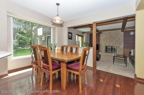 1963 Cimarron Dr, Okemos, MI 48864 photo 9