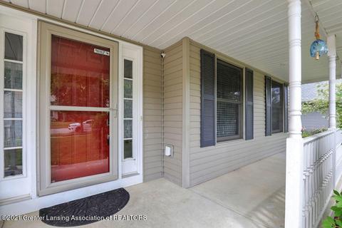 12366 Burlingame Dr, Dewitt, MI 48820 photo 3