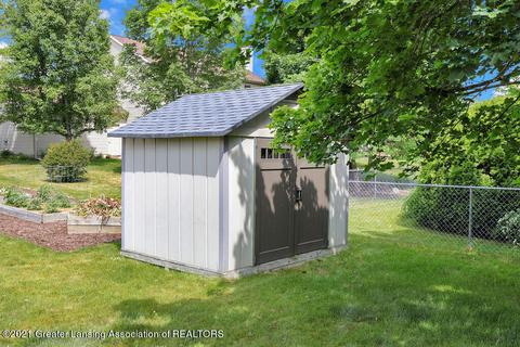 12366 Burlingame Dr, Dewitt, MI 48820 photo 29