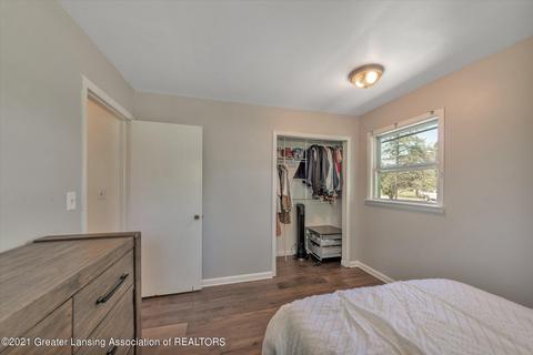 13227 Watson Rd, Bath, MI 48808 photo 17