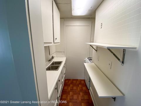 1131 E Malcolm X St, Lansing, MI 48912 photo 6