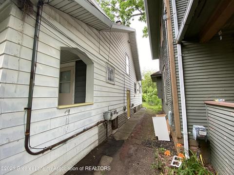 1131 E Malcolm X St, Lansing, MI 48912 photo 9