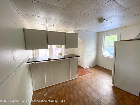 1131 E Malcolm X St, Lansing, MI 48912 photo 2