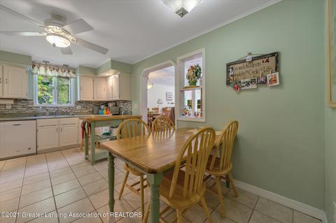 7534 Howe Rd, Bath, MI 48808 photo 9