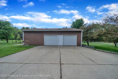 7534 Howe Rd, Bath, MI 48808 photo 31