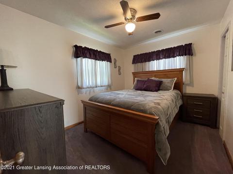3024 Sheffer Ave, Lansing, MI 48906 photo 11
