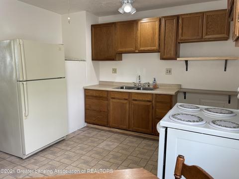 3024 Sheffer Ave, Lansing, MI 48906 photo 9