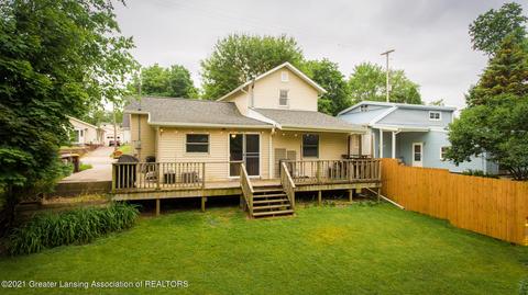 403 E Columbia St, Mason, MI 48854 photo 4
