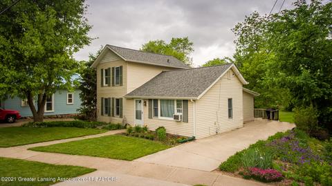403 E Columbia St, Mason, MI 48854 photo 2