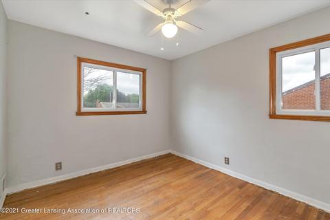 2131 Dillingham Ave, Lansing, MI 48906 photo 23