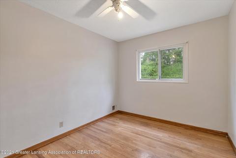 2131 Dillingham Ave, Lansing, MI 48906 photo 22