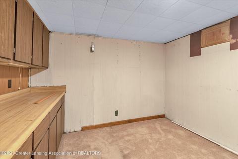 2131 Dillingham Ave, Lansing, MI 48906 photo 30