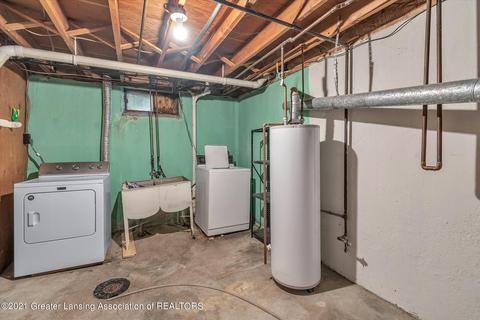 2131 Dillingham Ave, Lansing, MI 48906 photo 32