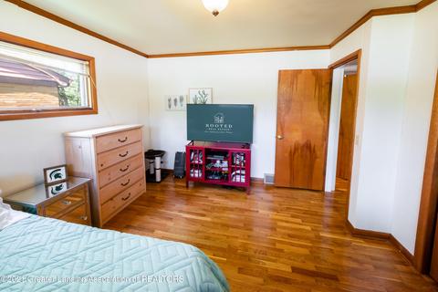 2406 Delta River Dr, Lansing, MI 48906 photo 18