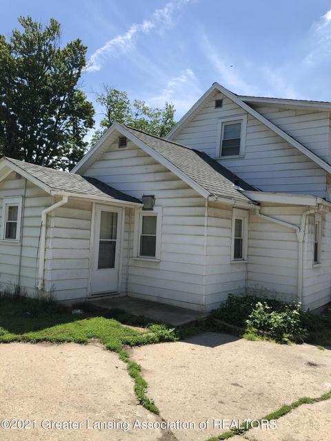 704 Webb St, Jackson, MI 49202 photo 3