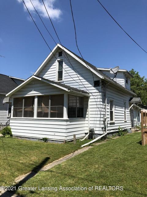 704 Webb St, Jackson, MI 49202 photo 6