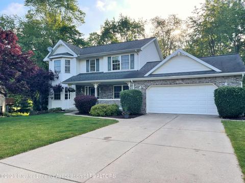 711 Pine Ridge Dr, Dewitt, MI 48820 photo 1