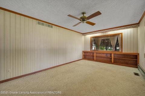 11232 W Second St, Fowler, MI 48835 photo 7