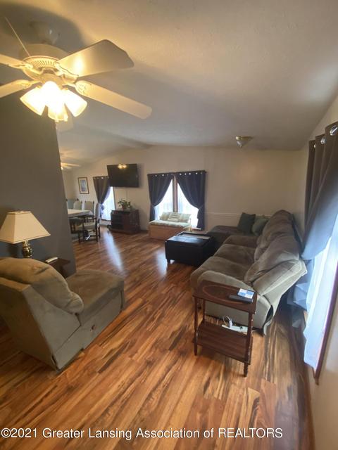 3219 Luetta Ave, Jackson, MI 49201 photo 3