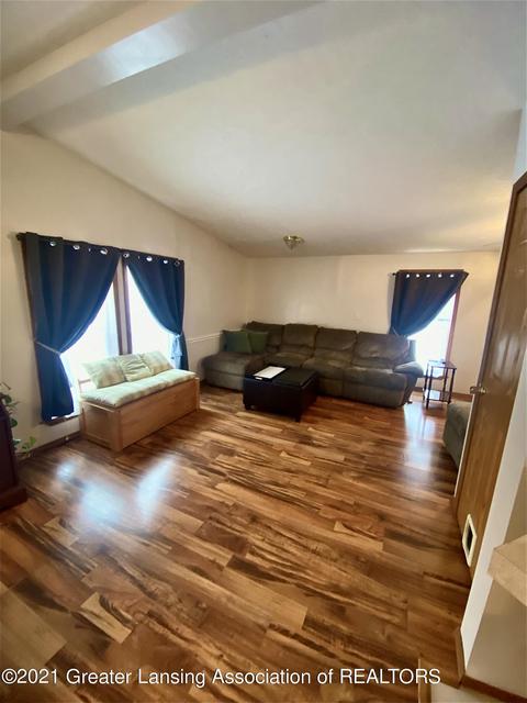 3219 Luetta Ave, Jackson, MI 49201 photo 4
