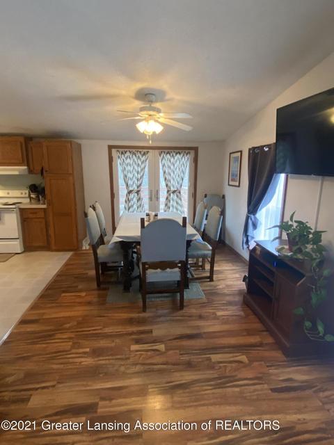 3219 Luetta Ave, Jackson, MI 49201 photo 5