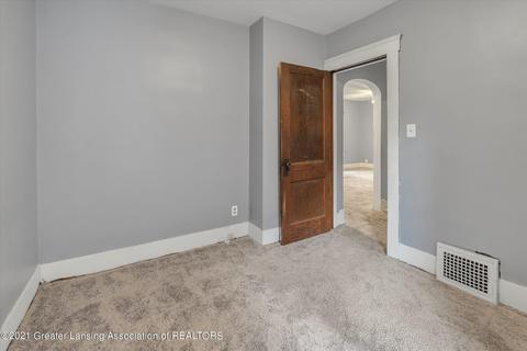 317 E Thomas St, Lansing, MI 48906 photo 13