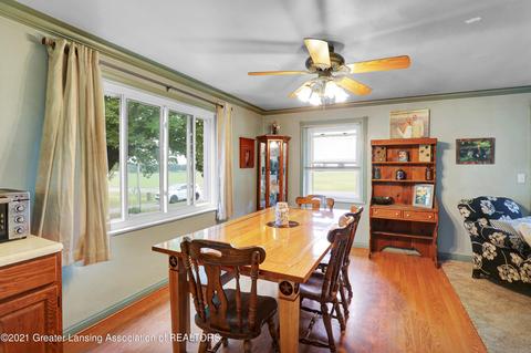 1077 Tuttle Rd, Mason, MI 48854 photo 10