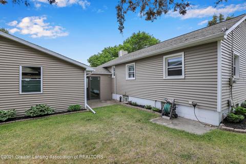 1077 Tuttle Rd, Mason, MI 48854 photo 3