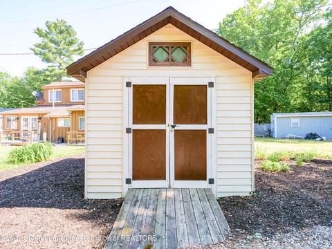 2114 Belding, Fenwick, MI 48834 photo 25