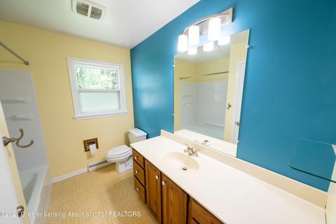 1217 Longspur Dr, Dewitt, MI 48820 photo 11