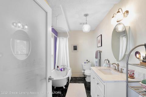 109 E Front St, Grand Ledge, MI 48837 photo 17