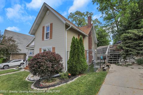 109 E Front St, Grand Ledge, MI 48837 photo 2